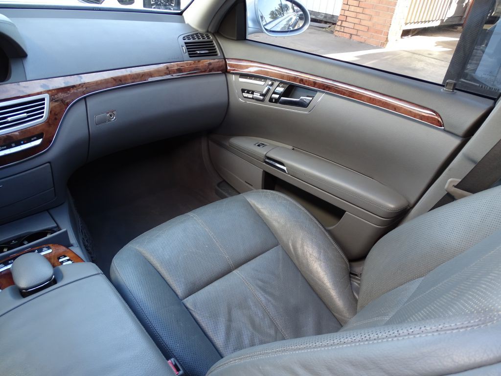 2007 Mercedes-Benz S-Class Image 13