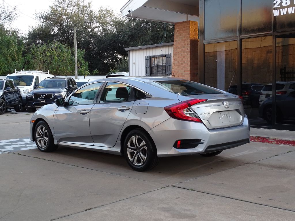 2017 Honda Civic Image 4