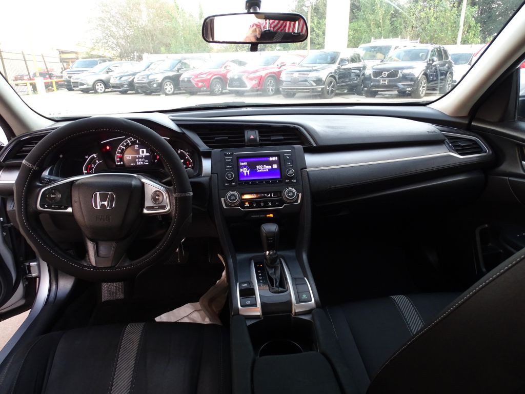 2017 Honda Civic Image 8