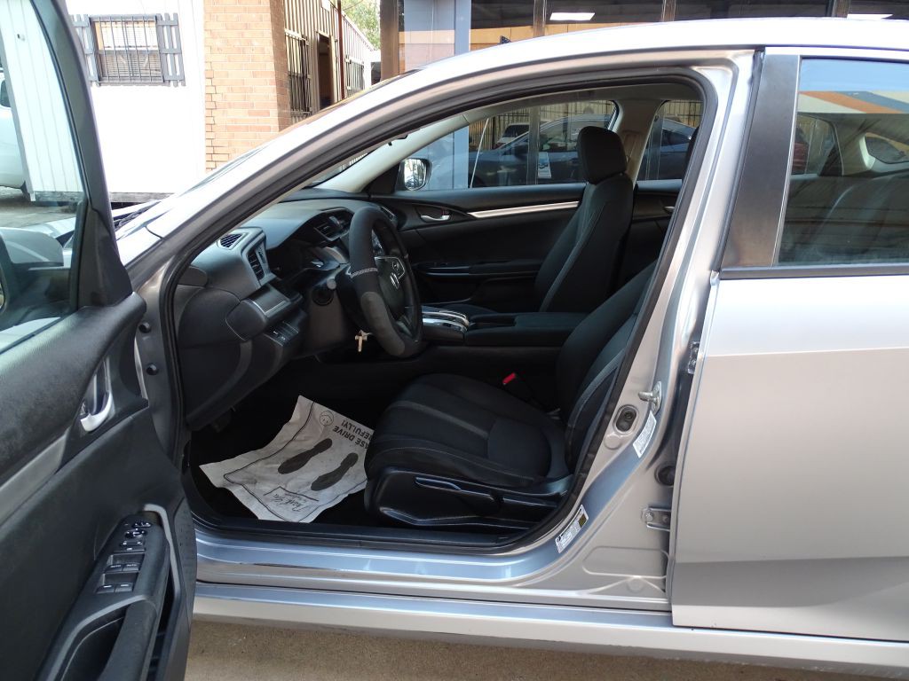 2017 Honda Civic Image 13