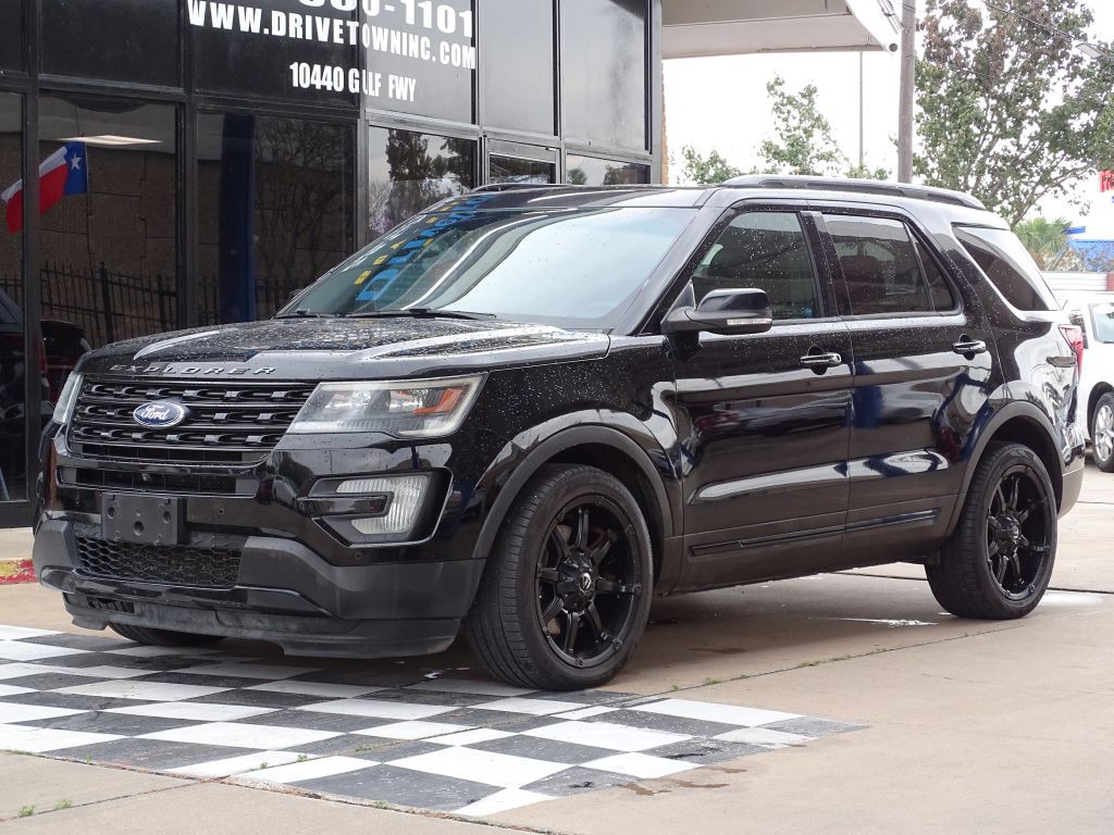 2016 Ford Explorer Image 2