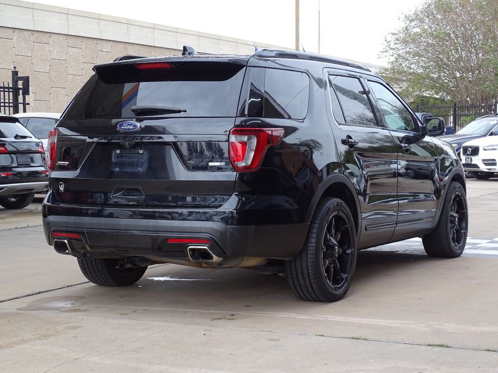 2016 Ford Explorer Image 5