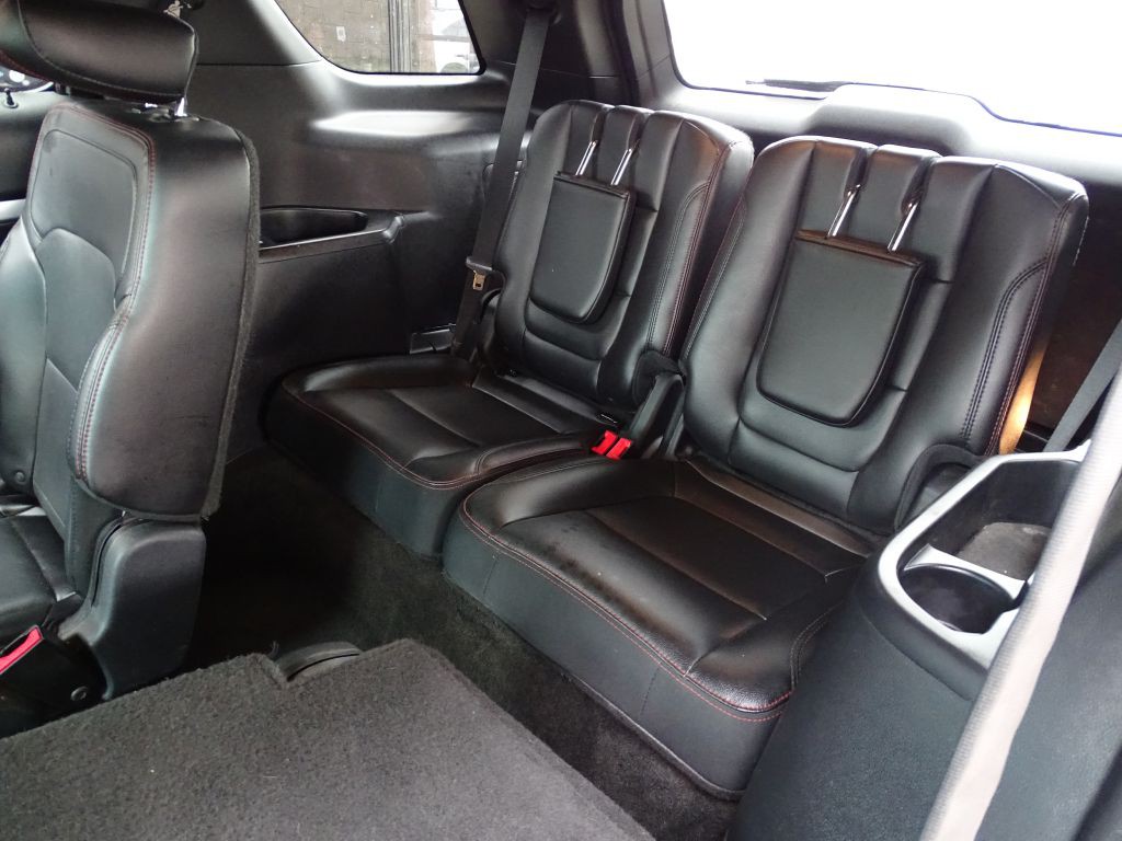 2016 Ford Explorer Image 13