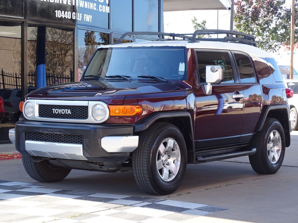 2007 Toyota FJ Cruiser Image 2