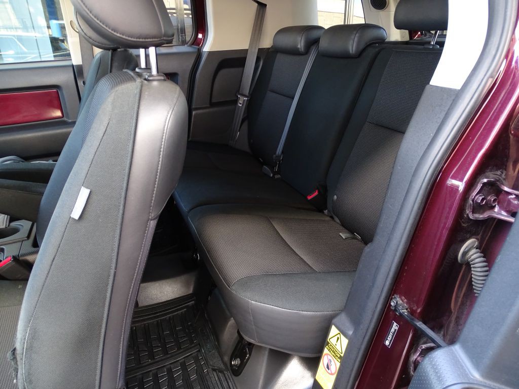 2007 Toyota FJ Cruiser Image 11