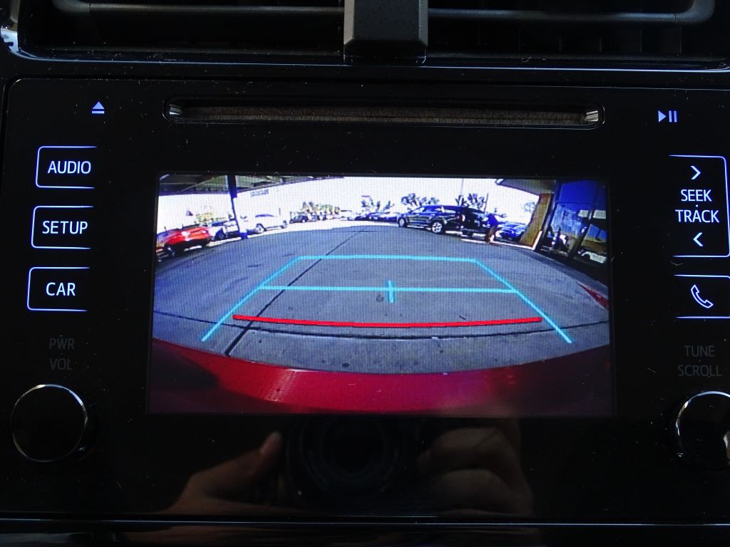 2018 Toyota Prius Image 13