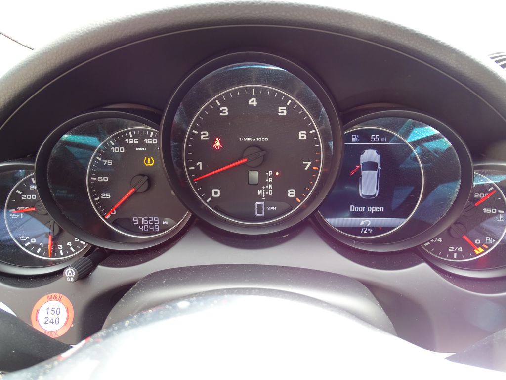 2016 Porsche Cayenne Image 15