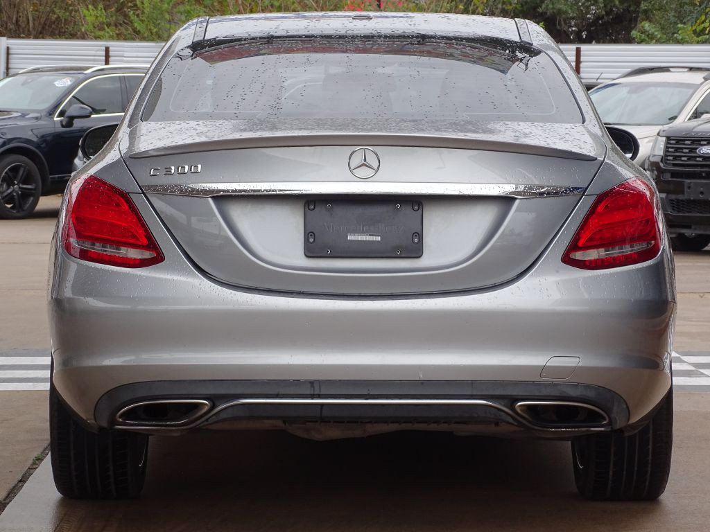 2015 Mercedes-Benz C-Class Image 4