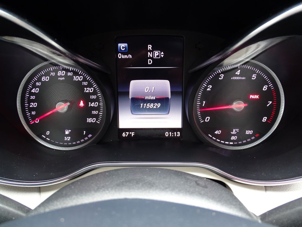 2015 Mercedes-Benz C-Class Image 12