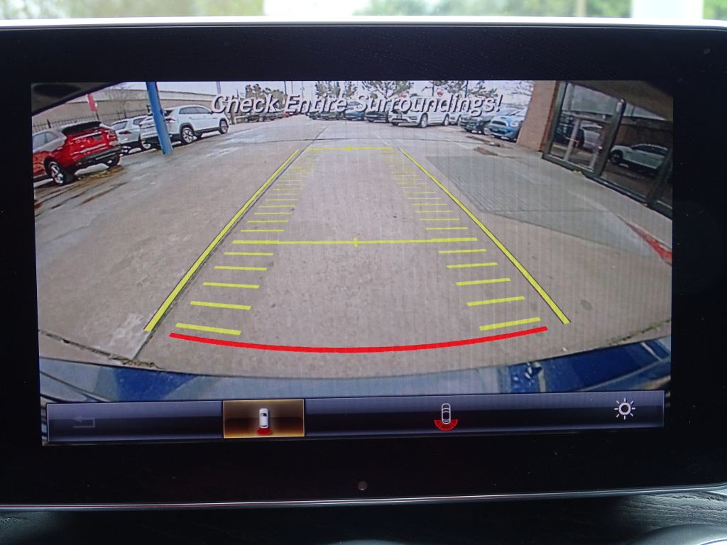 2016 Mercedes-Benz C-Class Image 13