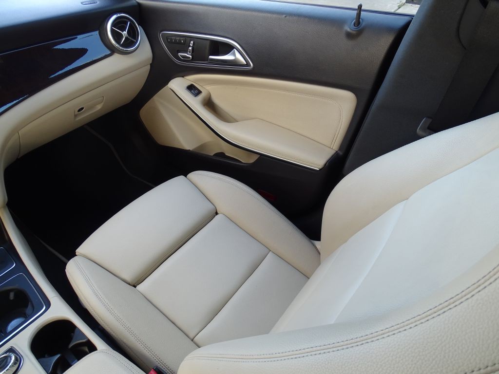 2018 Mercedes-Benz CLA-Class Image 10