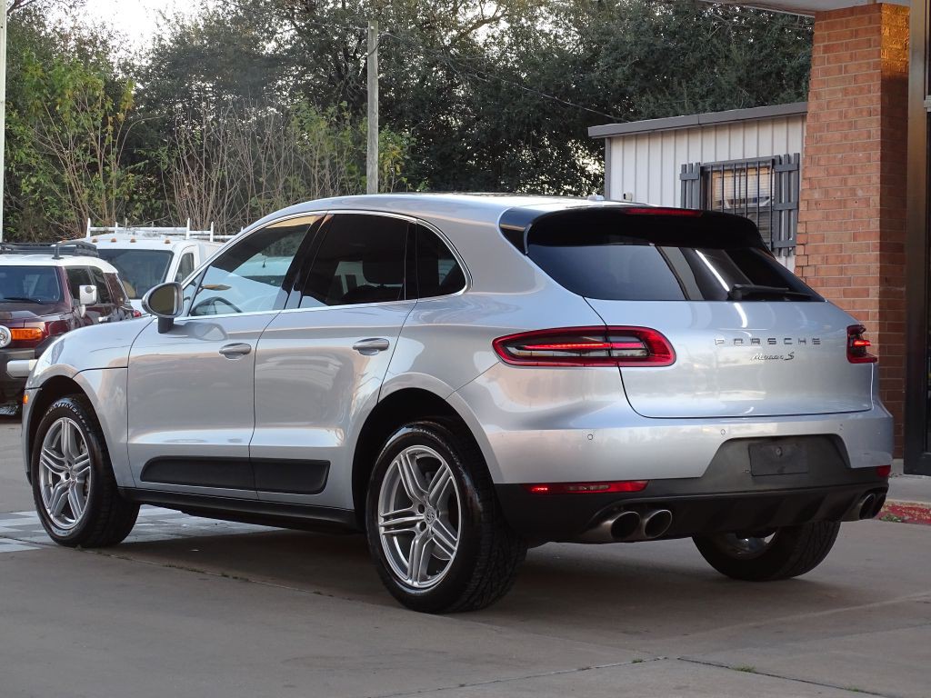 2016 Porsche Macan Image 3