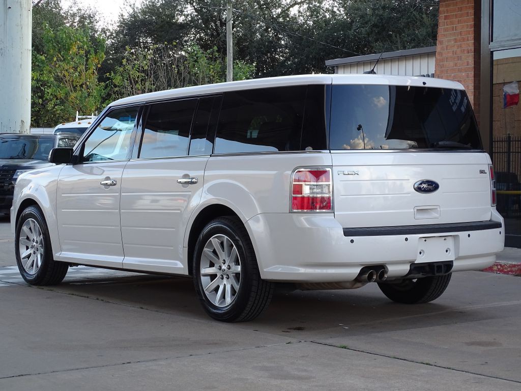 2011 Ford Flex Image 3