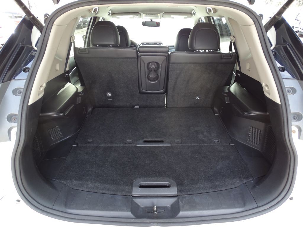 2014 Nissan Rogue Image 12