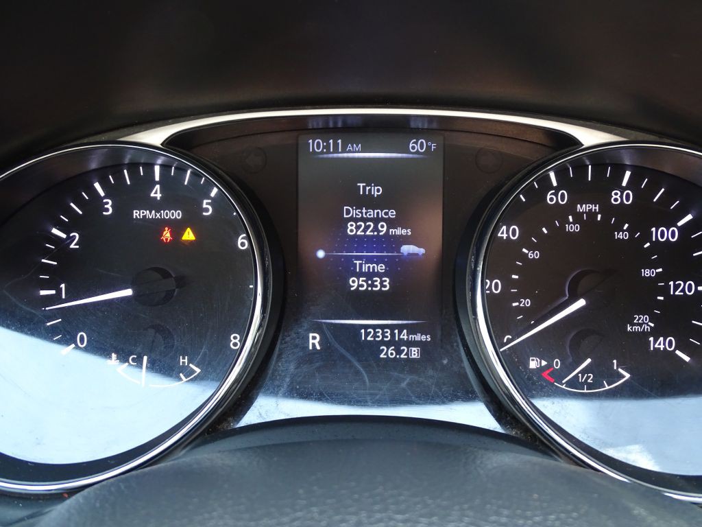 2014 Nissan Rogue Image 14