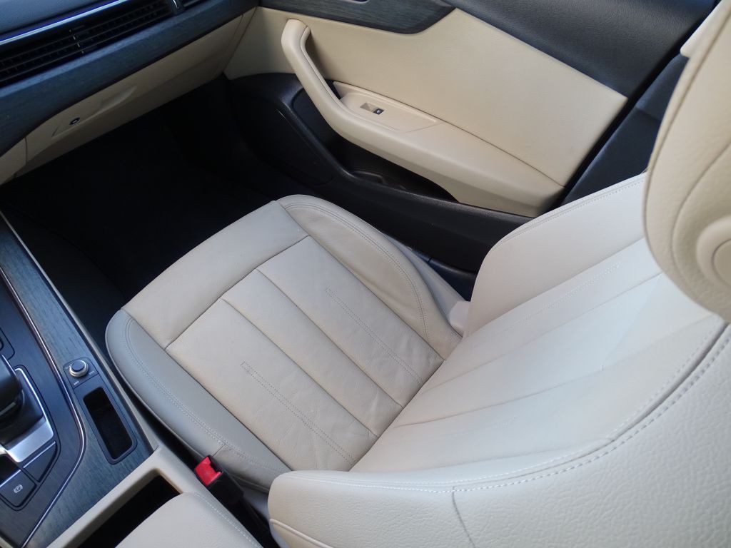 2017 Audi A4 Image 10