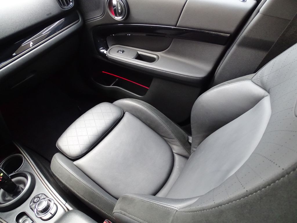 2024 MINI Cooper Image 10