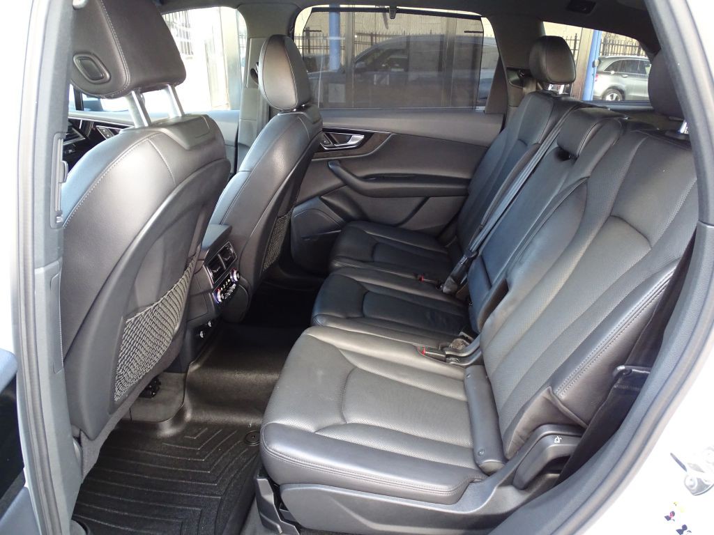 2019 Audi Q7 Image 12