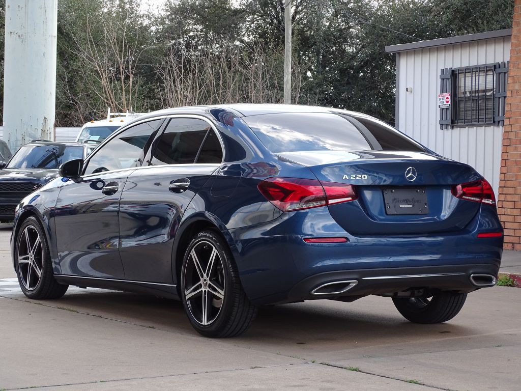 2021 Mercedes-Benz A Image 3