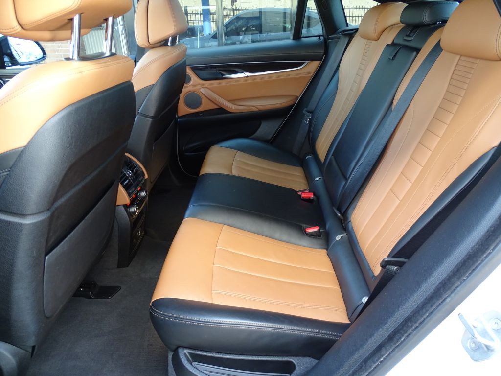 2017 BMW X6 Image 12