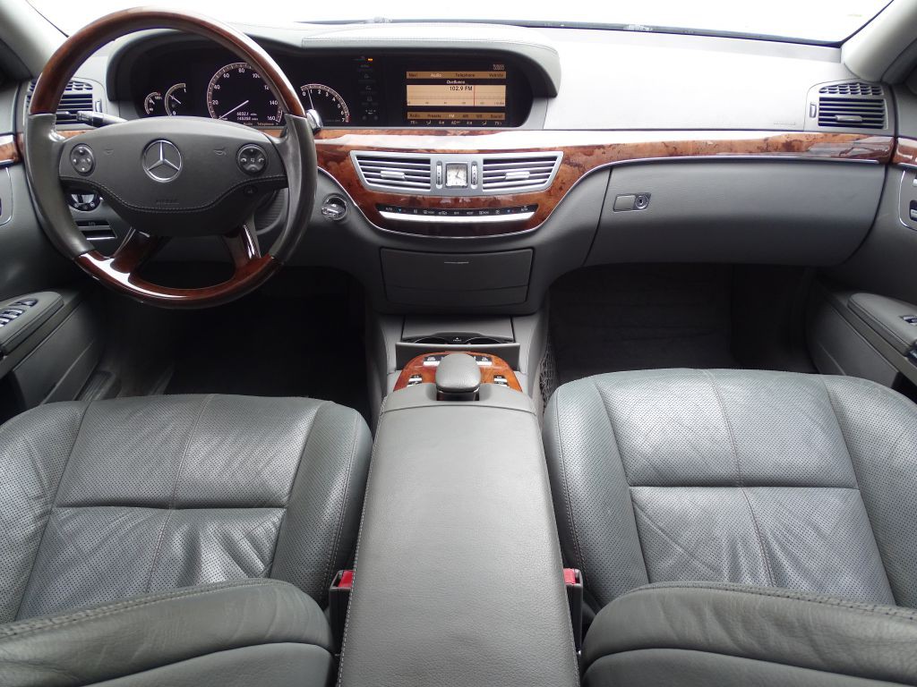 2007 Mercedes-Benz S-Class Image 8