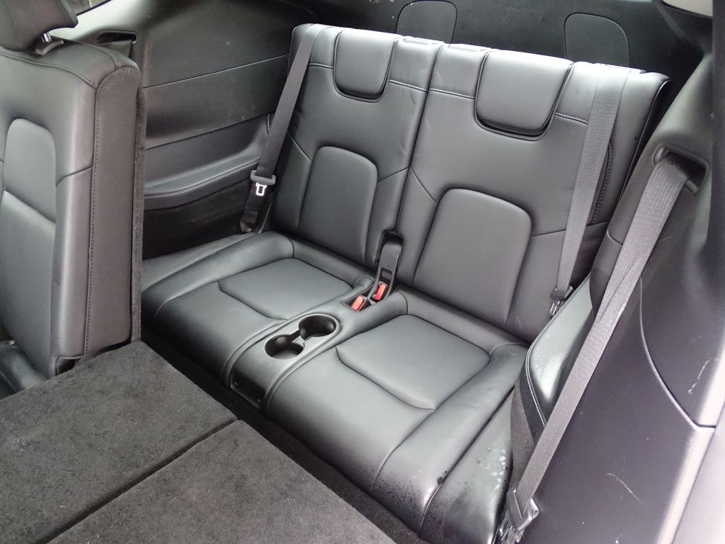 2022 Tesla Model Y Image 12