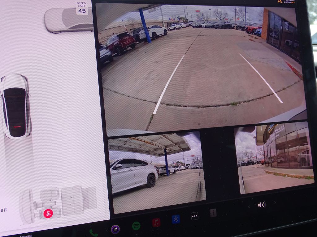 2022 Tesla Model Y Image 14