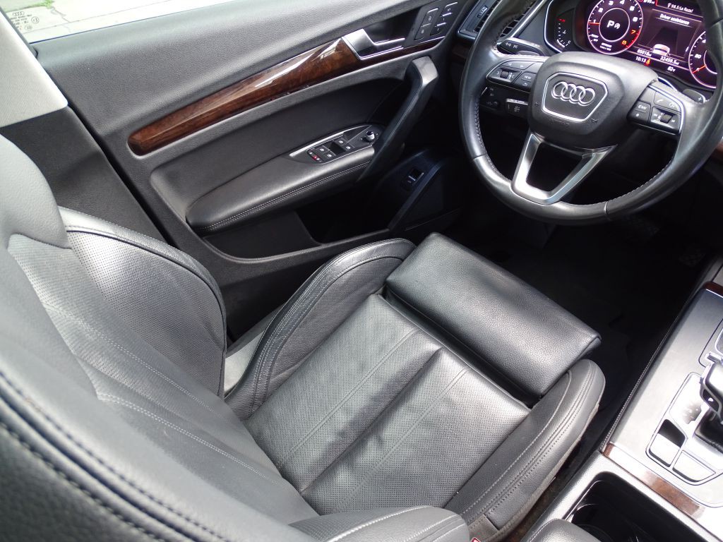 2019 Audi Q5 Image 9