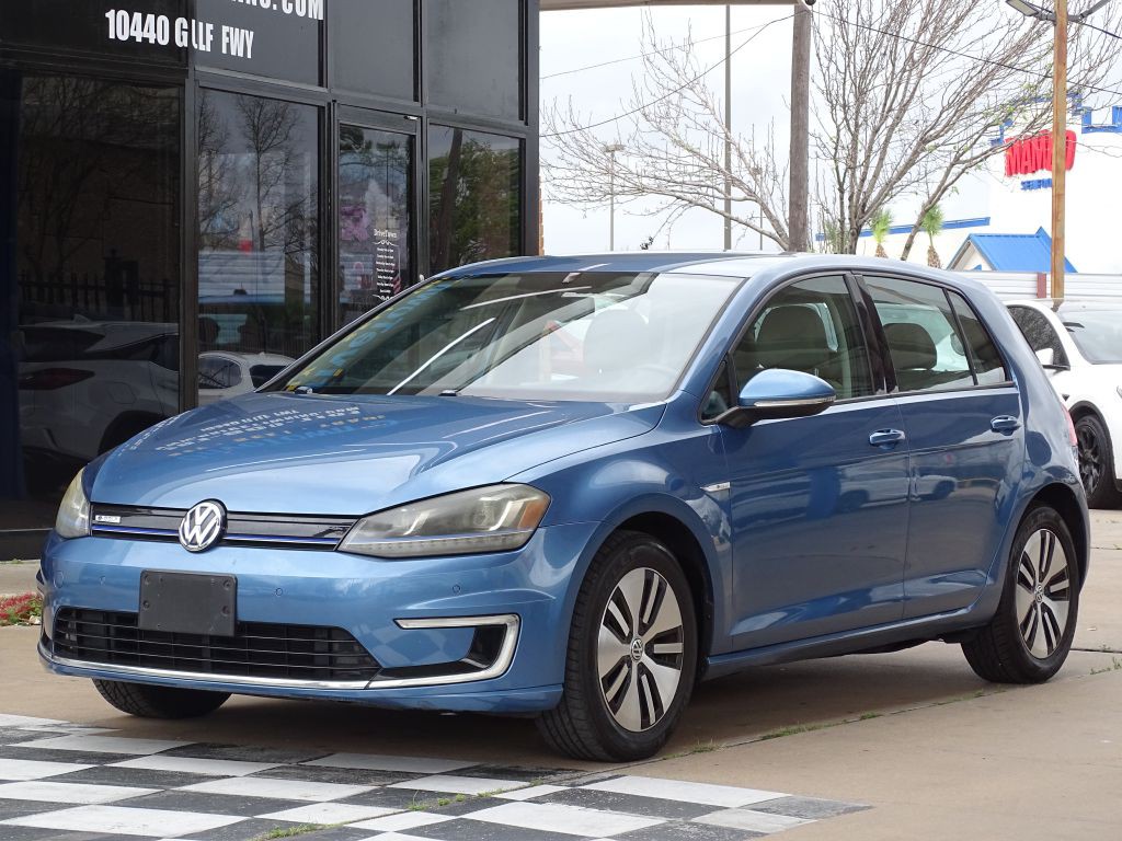 2015 Volkswagen Golf Image 2