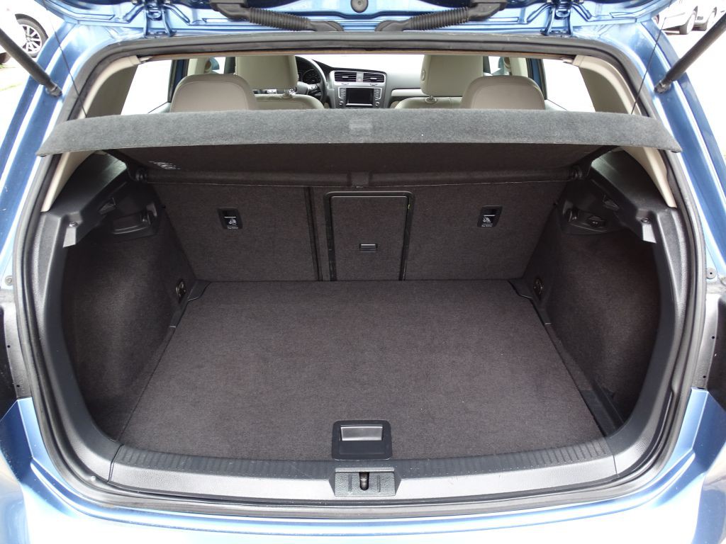 2015 Volkswagen Golf Image 12