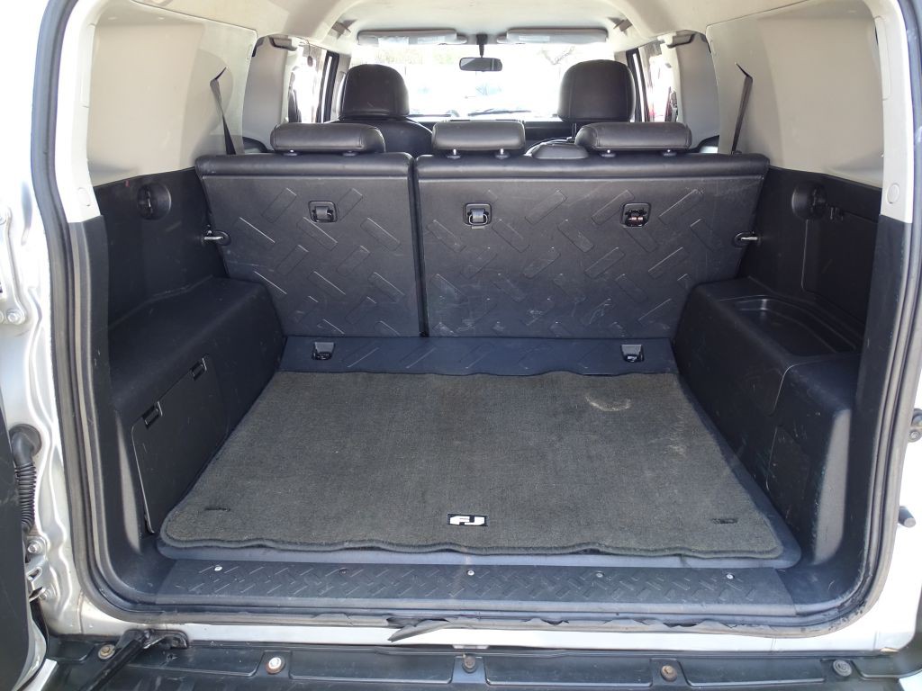 2007 Toyota FJ Cruiser Image 12