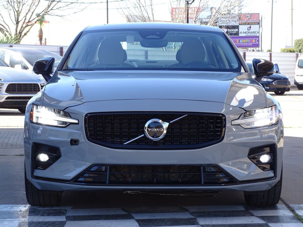 2024 Volvo S60 Image 7