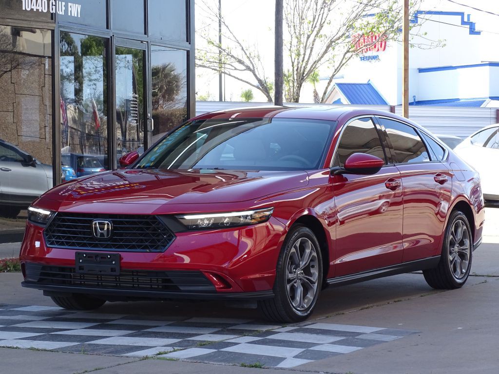 2023 Honda Accord Image 2