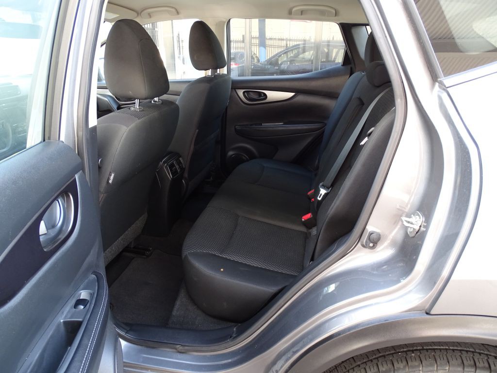 2019 Nissan Rogue Image 4