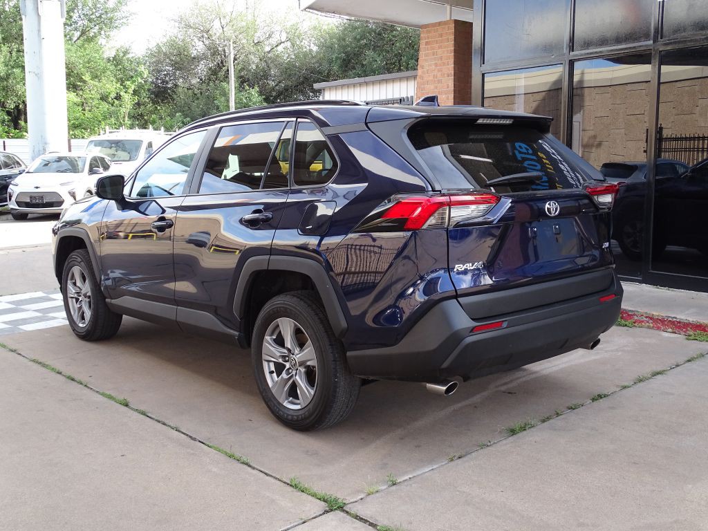 2024 Toyota Rav4 Image 3