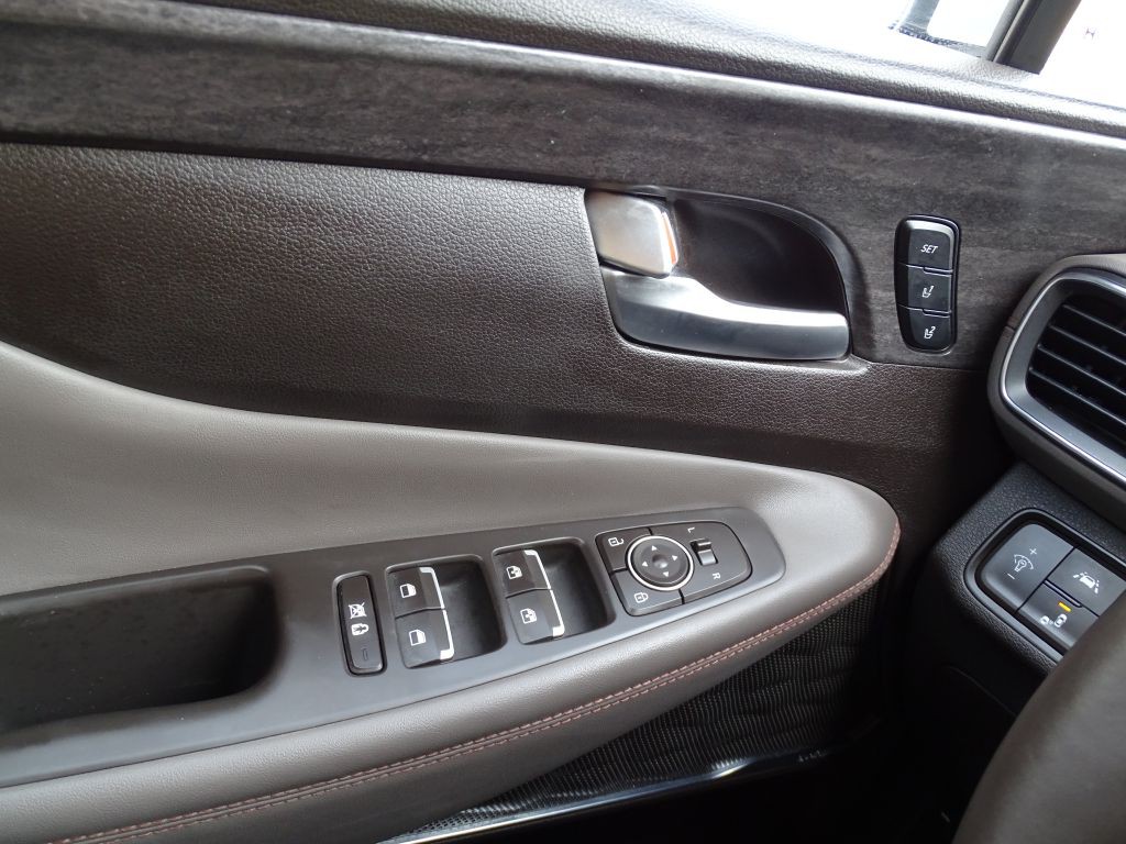 2019 Hyundai Santa Fe Image 11