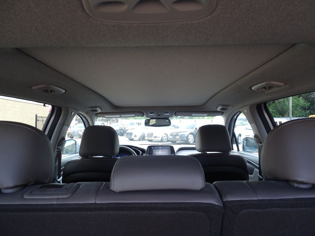 2019 Hyundai Santa Fe Image 18