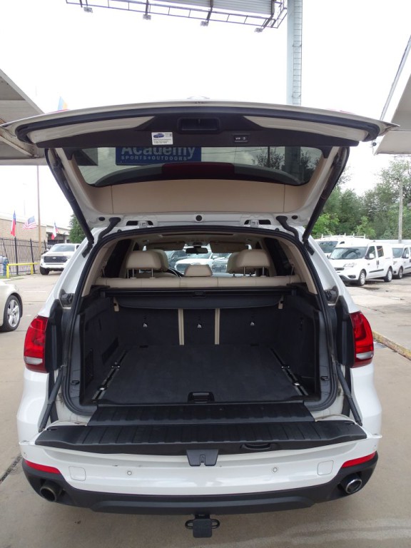 2016 BMW X5 Image 16