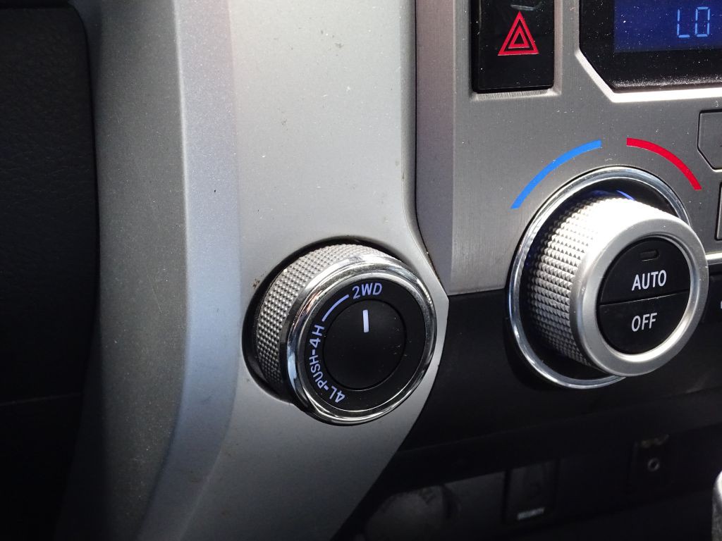 2019 Toyota Tundra Image 19