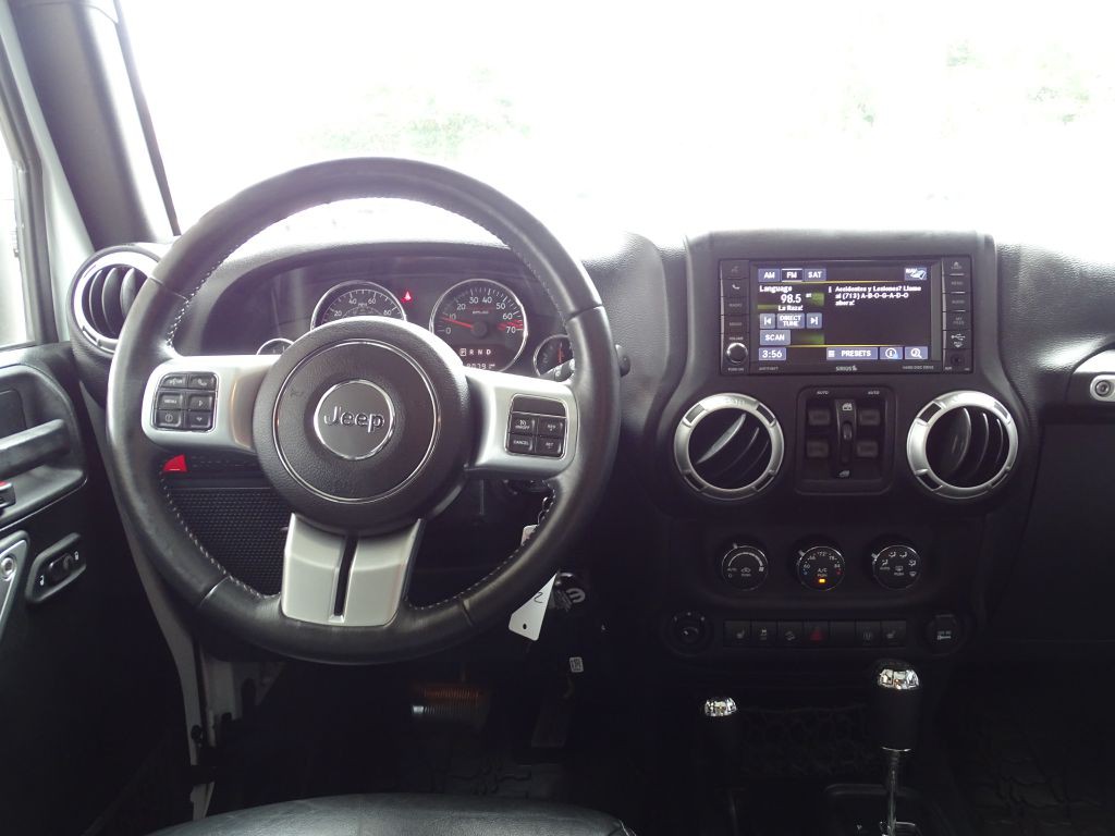 2016 Jeep Wrangler Unlimited Image 14