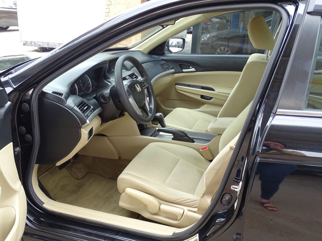 2012 Honda Accord Image 7