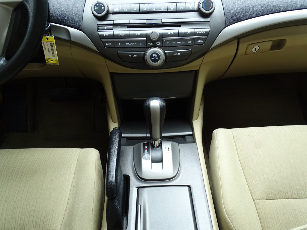 2012 Honda Accord Image 15