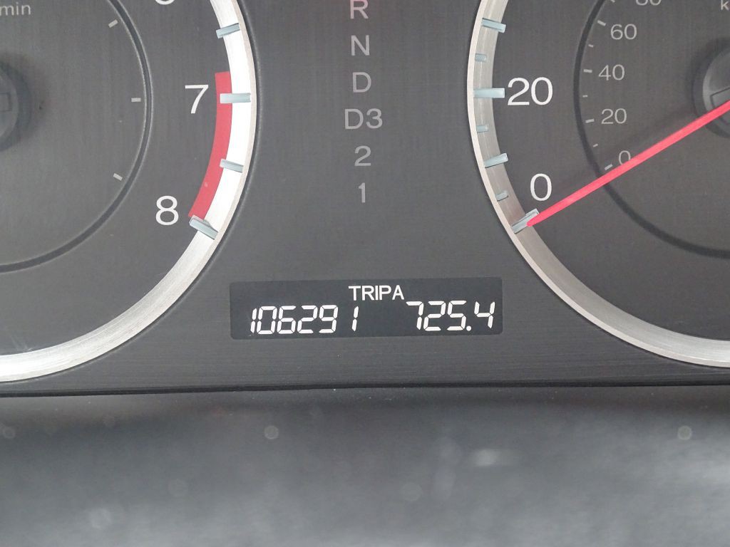 2012 Honda Accord Image 17