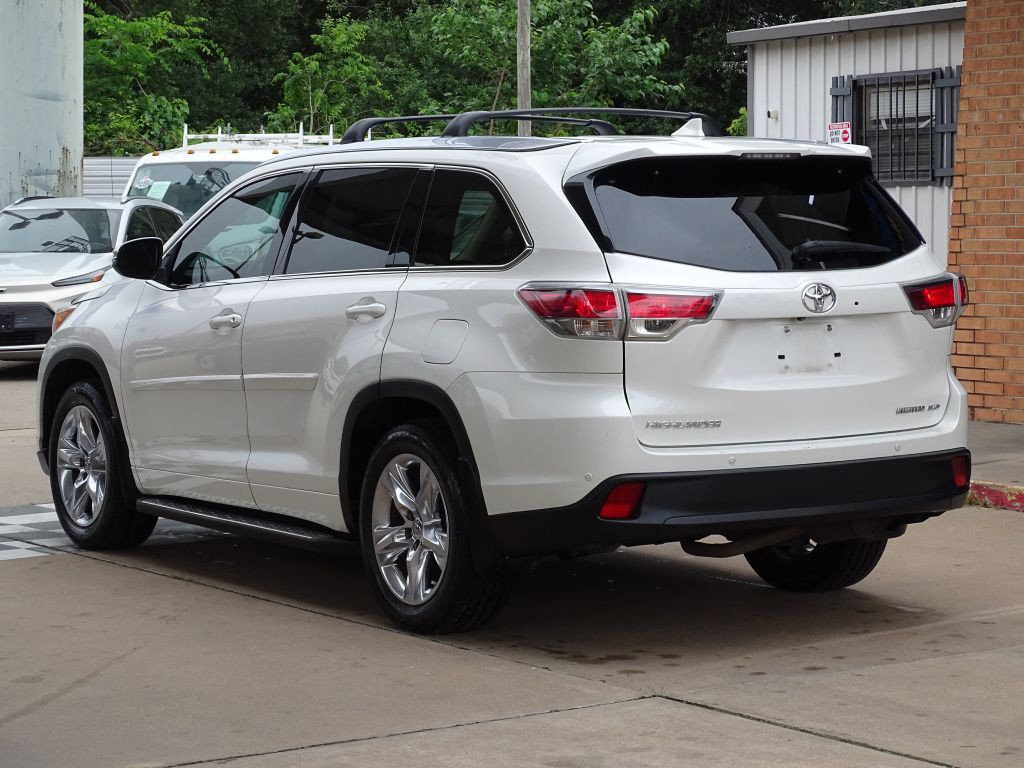 2014 Toyota Highlander Image 3