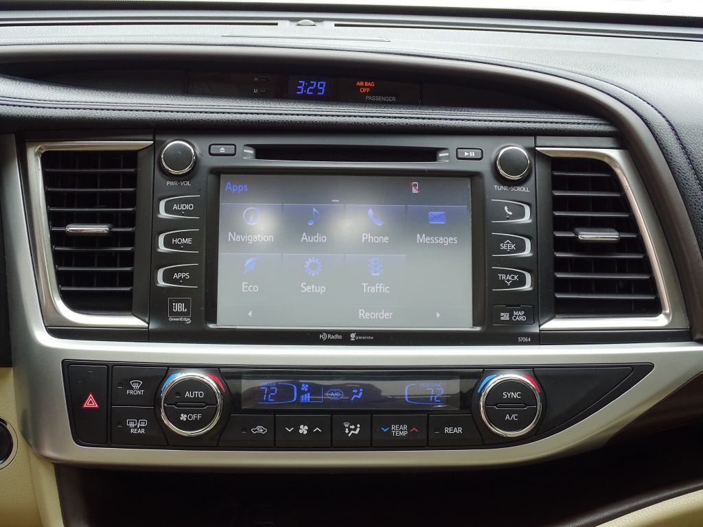 2014 Toyota Highlander Image 19