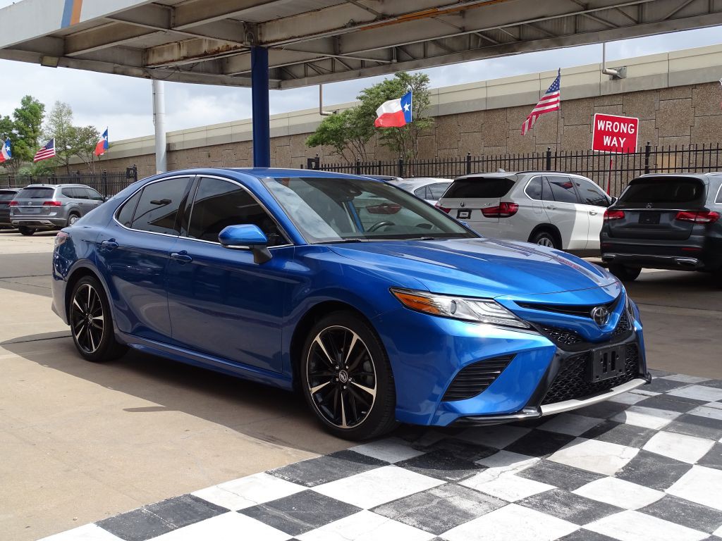 2019 Toyota Camry Image 6