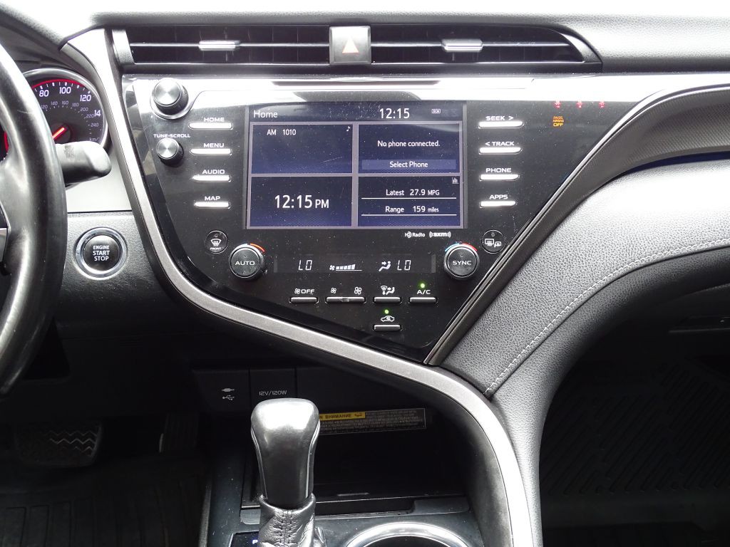 2019 Toyota Camry Image 20