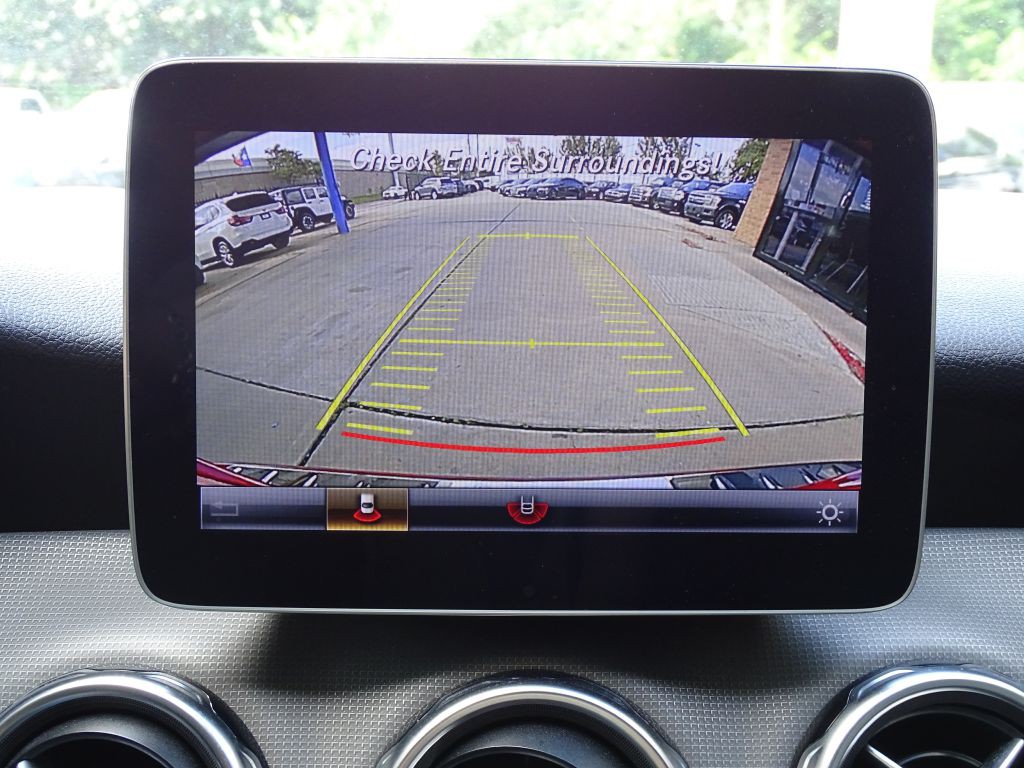 2020 Mercedes-Benz GLA-Class Image 9