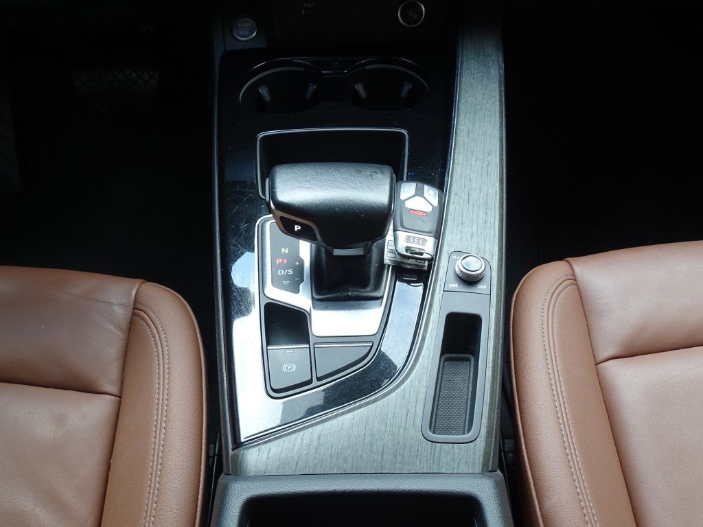 2021 Audi A4 Image 14