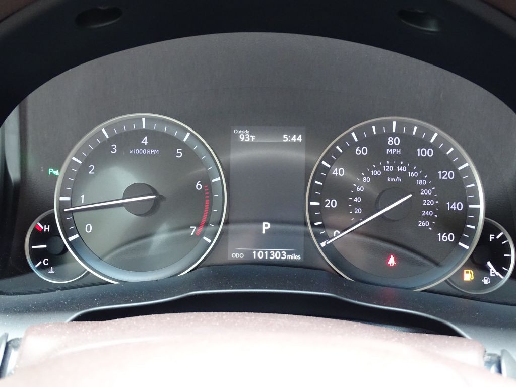 2016 Lexus ES Image 11